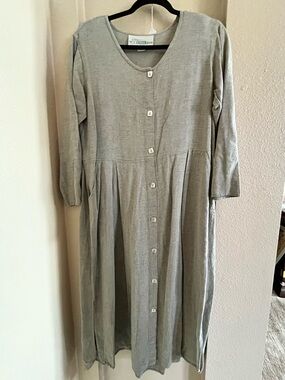 Vintage Long-Sleeve Midi Dress